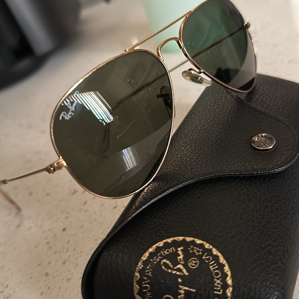 Ray Bans polarized sunglasses